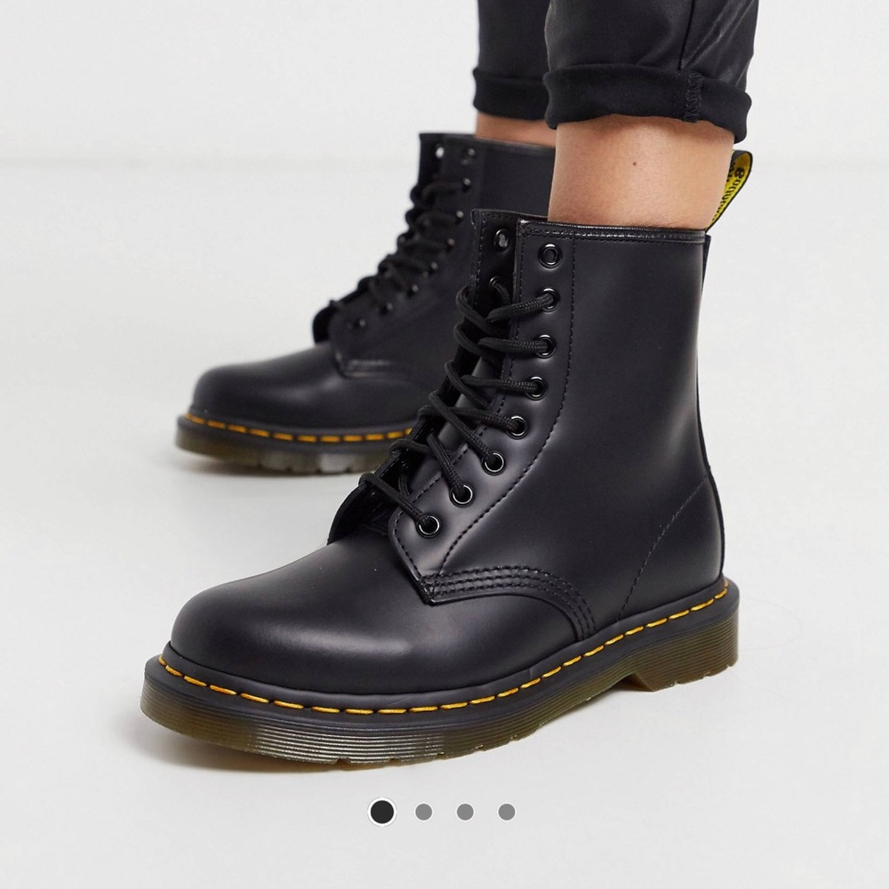 Dr Martens modern classic